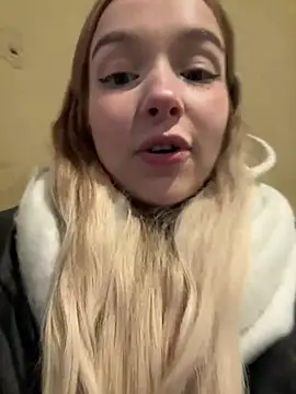 Snapshot of Baby_Tiny chatting on February 2025 04:22:01 PM Baby Tiny online show from February 2025 04:22:01 PM