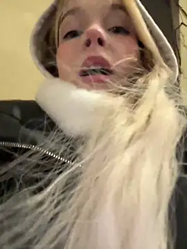 Baby Tiny online show from February 2025 07:00:01 PM