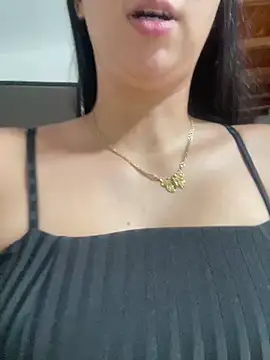 Snapshot of karla_nill chatting on February 2025 06:40:02 PM karla nill online show from February 2025 06:40:02 PM