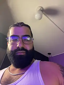 Lyon vach online show from November 2025 08:47:01 PM