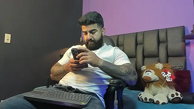 Lyon vach online show from February 2026 10:38:02 PM