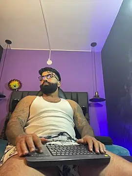 Lyon vach online show from February 2026 09:11:02 PM