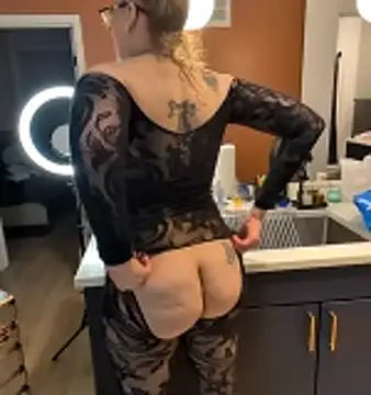 Snapshot of JusticeXXX68 chatting on December 2025 09:29:02 AM JusticeXXX68 online show from December 2025 09:29:02 AM