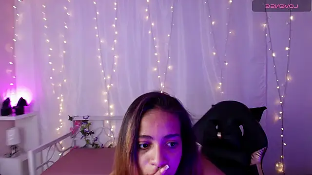 Snapshot of Abigail_Wilson_ chatting on February 2025 08:05:02 PM Abigail Wilson online show from February 2025 08:05:02 PM