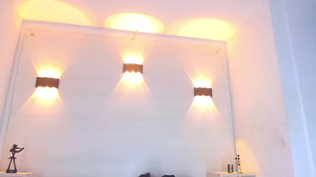 Snapshot of Molly_Spears chatting on February 2025 03:32:01 PM Molly Spears online show from February 2025 03:32:01 PM