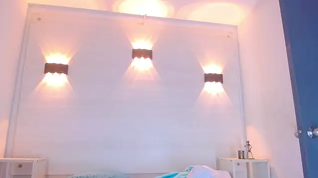 Snapshot of Molly_Spears chatting on February 2025 12:05:02 PM Molly Spears online show from February 2025 12:05:02 PM