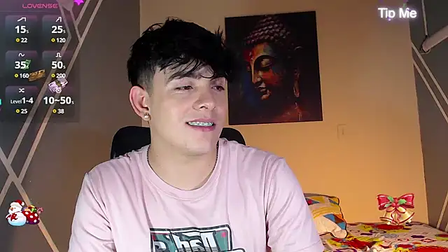 Snapshot of nolan_twink1 chatting on December 2024 05:55:01 PM nolan twink1 online show from December 2024 05:55:01 PM