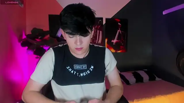 Snapshot of nolan_twink1 chatting on December 2024 04:00:01 AM nolan twink1 online show from December 2024 04:00:01 AM