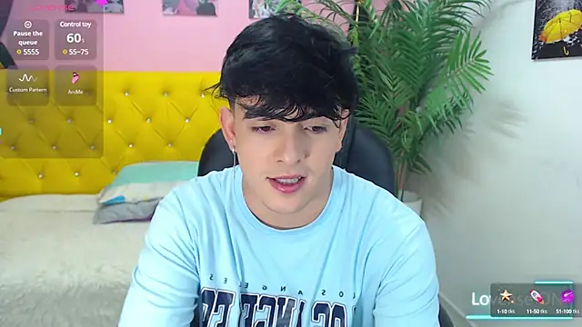 Snapshot of nolan_twink1 chatting on January 2025 05:51:01 PM nolan twink1 online show from January 2025 05:51:01 PM