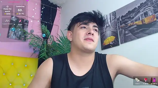 Snapshot of nolan_twink1 chatting on January 2025 08:42:01 PM nolan twink1 online show from January 2025 08:42:01 PM