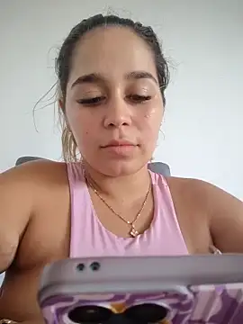 LaurenWelly  online show from April 2026 09:12:01 PM