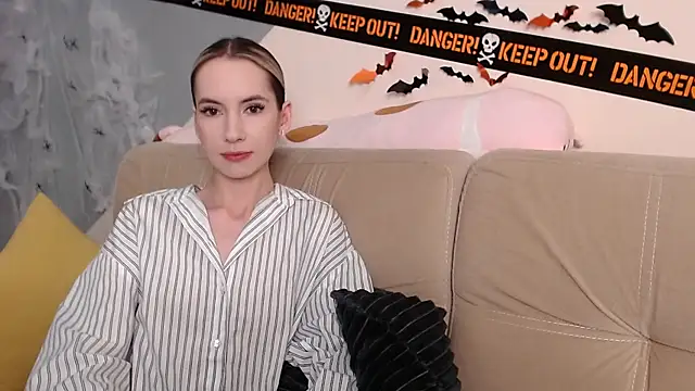 AmbrielHailey online show from November 2025 08:04:02 AM