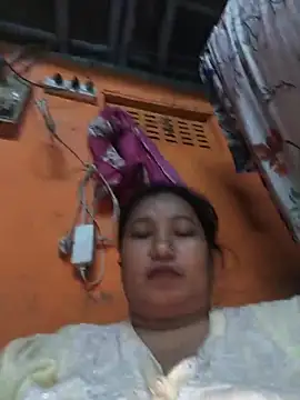 Snapshot of Rinki_Guptaa chatting on April 2026 07:05:02 PM Rinki Guptaa online show from April 2026 07:05:02 PM