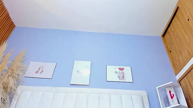 Paula-Brown1 online show from February 2025 10:34:01 PM