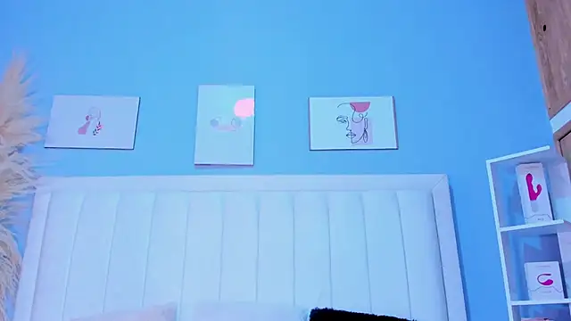 Paula-Brown1 online show from February 2025 07:41:01 PM