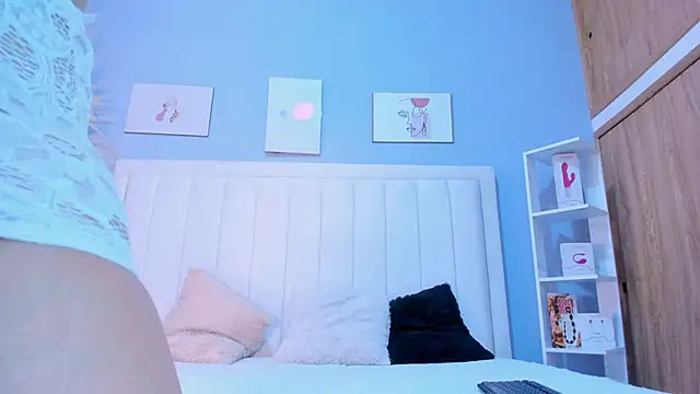 Paula-Brown1 online show from March 2025 07:06:01 PM