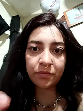 Snapshot of CORALINE_GREYM chatting on October 2025 04:11:01 AM CORALINE GREYM online show from October 2025 04:11:01 AM