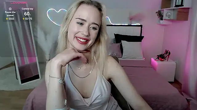 Snapshot of SashaBrooks chatting on January 2025 09:11:02 PM SashaBrooks online show from January 2025 09:11:02 PM