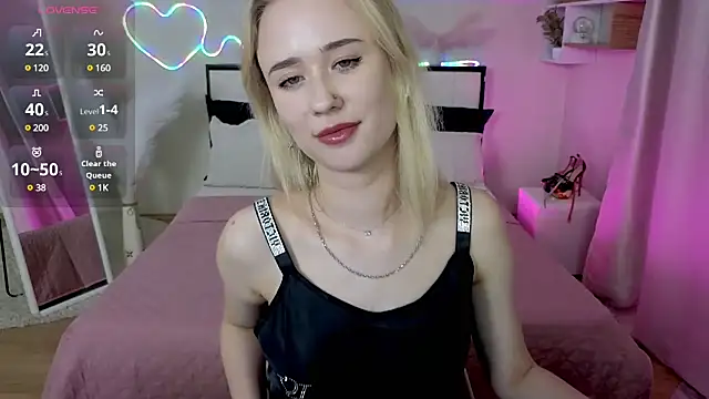 Snapshot of SashaBrooks chatting on February 2025 09:17:01 PM SashaBrooks online show from February 2025 09:17:01 PM