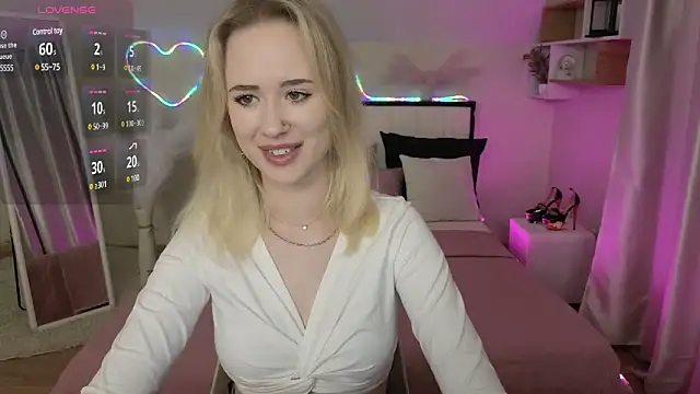 Snapshot of SashaBrooks chatting on February 2025 06:10:02 PM SashaBrooks online show from February 2025 06:10:02 PM