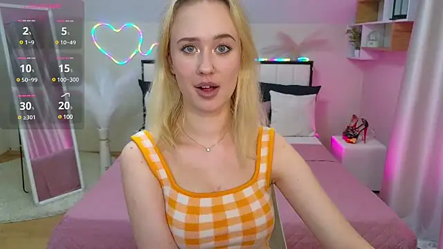 Snapshot of SashaBrooks chatting on February 2025 05:50:01 PM SashaBrooks online show from February 2025 05:50:01 PM