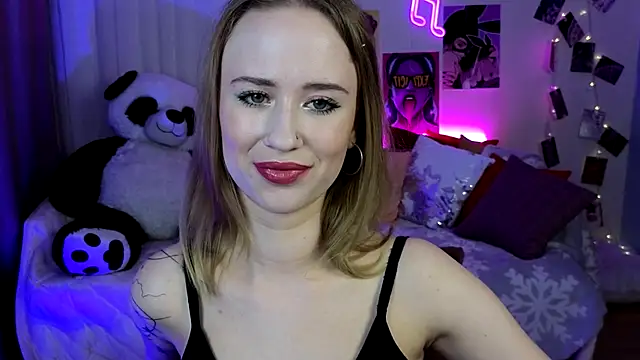 Snapshot of SashaBrooks chatting on September 2025 06:11:02 PM SashaBrooks online show from September 2025 06:11:02 PM