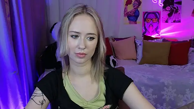 Snapshot of SashaBrooks chatting on October 2025 06:07:01 PM SashaBrooks online show from October 2025 06:07:01 PM