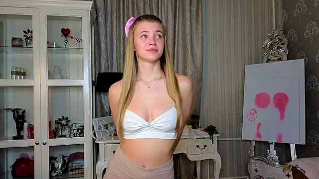 Snapshot of AnneFoxy chatting on December 2025 07:36:02 AM AnneFoxy online show from December 2025 07:36:02 AM