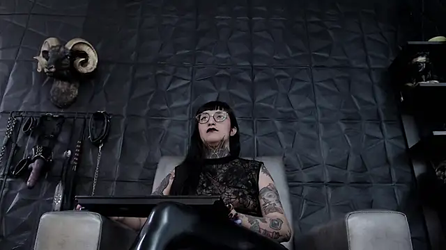 Agata Darkness online show from December 2025 08:49:01 PM