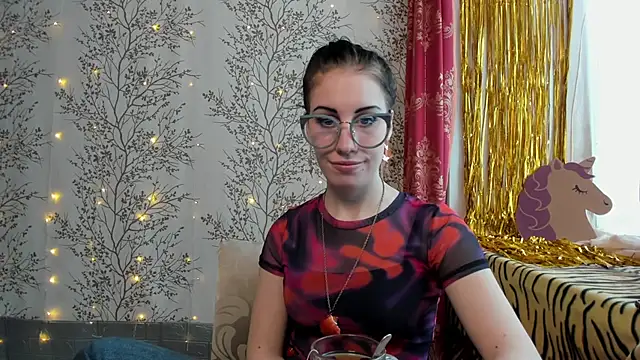 Mary0Lou online show from January 2025 08:25:01 AM