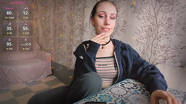 Snapshot of Mary0Lou chatting on April 2026 06:41:01 AM Mary0Lou online show from April 2026 06:41:01 AM