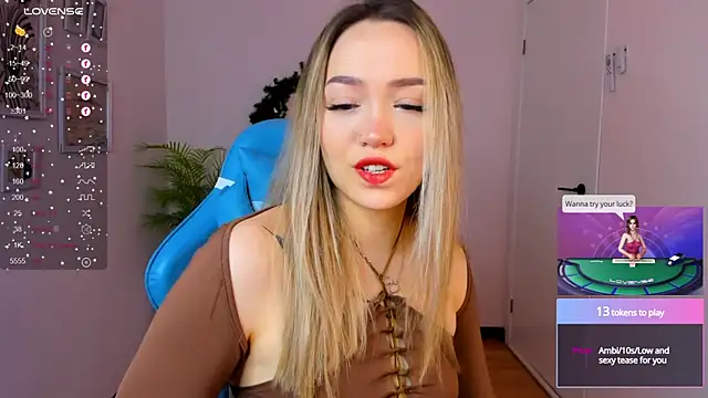 Evia r0se online show from December 2024 02:17:01 AM