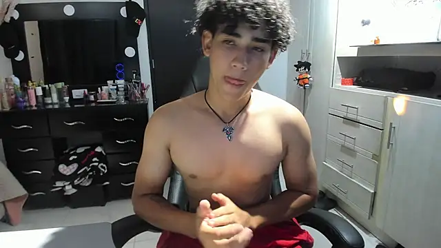 Snapshot of jake_willianss chatting on May 2026 10:15:02 PM jake willianss online show from May 2026 10:15:02 PM