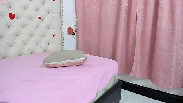 Kim Eli online show from February 2025 01:54:02 AM