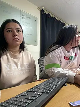 Snapshot of Catherine_summer1 chatting on February 2025 03:40:01 AM Catherine summer1 online show from February 2025 03:40:01 AM
