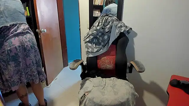 peanut tangerine online show from December 2025 09:08:02 PM