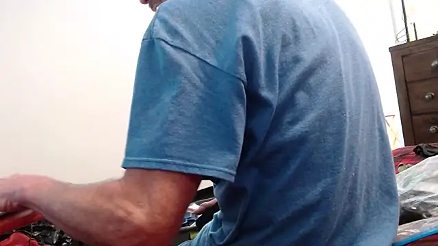 overaveragefreak4you online show from March 2025 09:27:02 PM