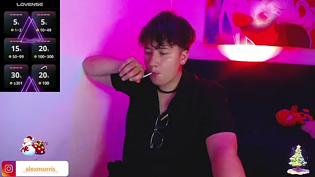 Snapshot of _AlexMorris chatting on December 2024 07:15:01 AM  AlexMorris online show from December 2024 07:15:01 AM