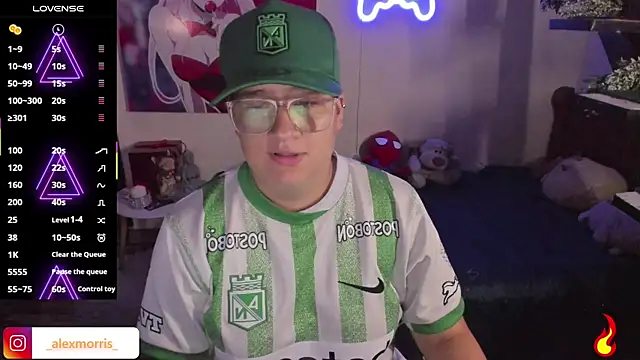 Snapshot of _AlexMorris chatting on September 2025 06:39:02 AM  AlexMorris online show from September 2025 06:39:02 AM