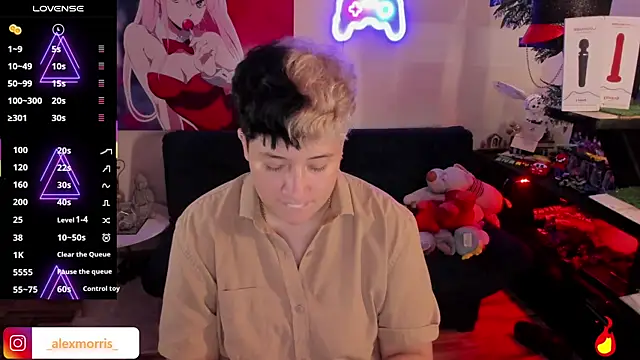 Snapshot of _AlexMorris chatting on October 2025 06:53:01 PM  AlexMorris online show from October 2025 06:53:01 PM