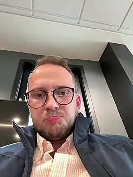 Snapshot of thehornyguy97 chatting on April 2026 02:40:01 PM thehornyguy97 online show from April 2026 02:40:01 PM