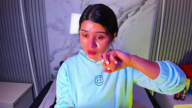 venusowen  online show from March 2026 01:00:01 PM