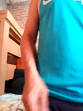 Snapshot of hoy_toyboy chatting on December 2024 07:28:01 PM hoy toyboy online show from December 2024 07:28:01 PM