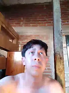 Snapshot of hoy_toyboy chatting on January 2025 10:40:02 PM hoy toyboy online show from January 2025 10:40:02 PM