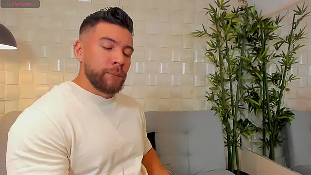  dreammr1  online show from January 2025 12:15:01 AM