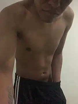 Snapshot of Pedritovergon20cm chatting on November 2025 01:21:02 PM Pedritovergon20cm online show from November 2025 01:21:02 PM