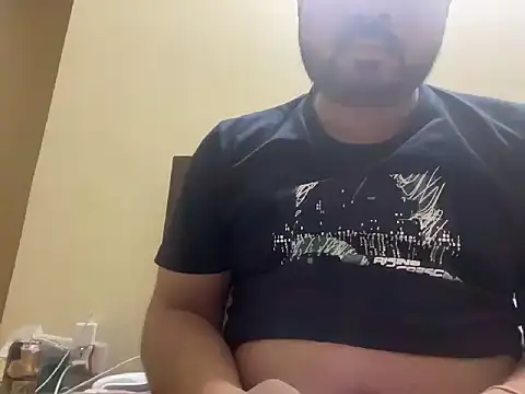 coolboy6566 online show from October 2025 06:52:02 PM