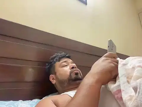 coolboy6566 online show from December 2025 01:01:02 AM