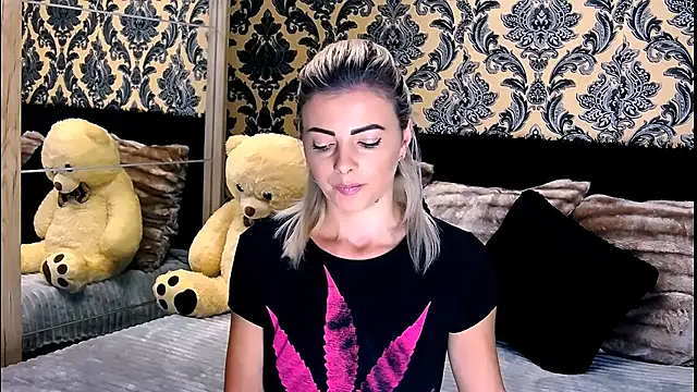 Aly girl1 online show from December 2024 10:25:02 AM