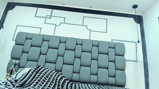 Jade squirtt online show from January 2025 11:00:02 AM